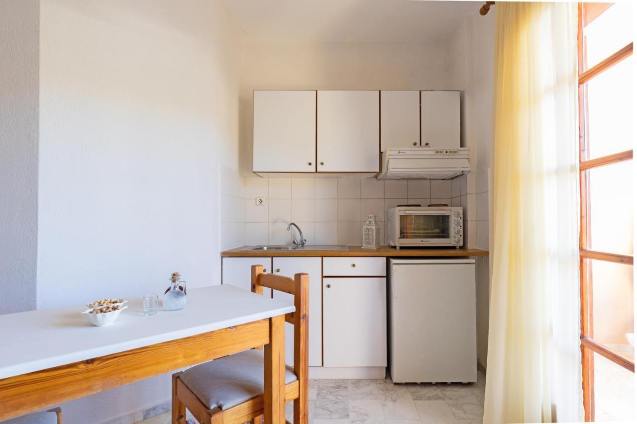Chrysa House Apartments アギア・ペラギア エクステリア 写真